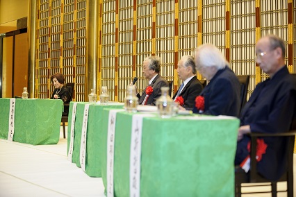 宗教、文学等から「日本人の智恵」を語り合ったシンポジウム